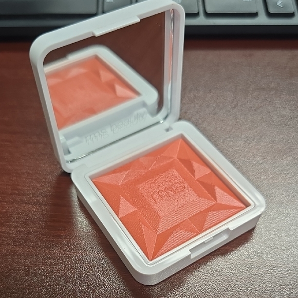 RMS Beauty Re Dimension Hydra Powder Blush In Sangria 7g - Picture 1 of 4
